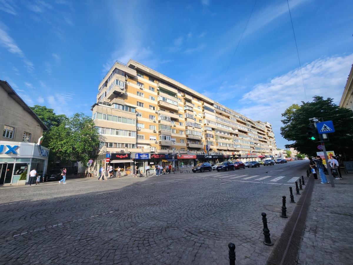 Stefan Cel Mare Boulevard Pedestrian Street Palas Iasi Buitenkant foto