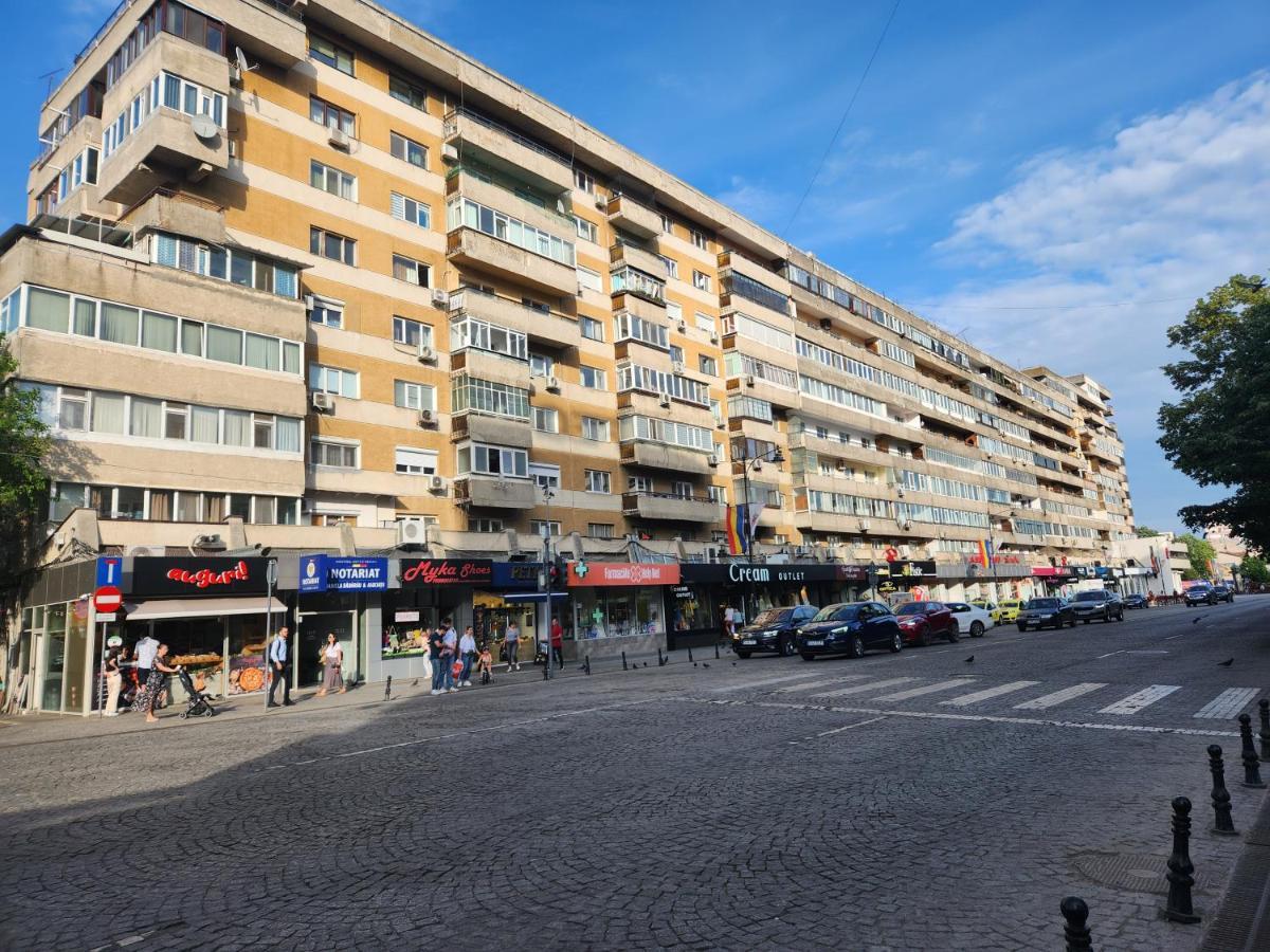 Stefan Cel Mare Boulevard Pedestrian Street Palas Iasi Buitenkant foto